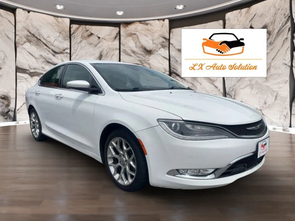 2015 CHRYSLER 200