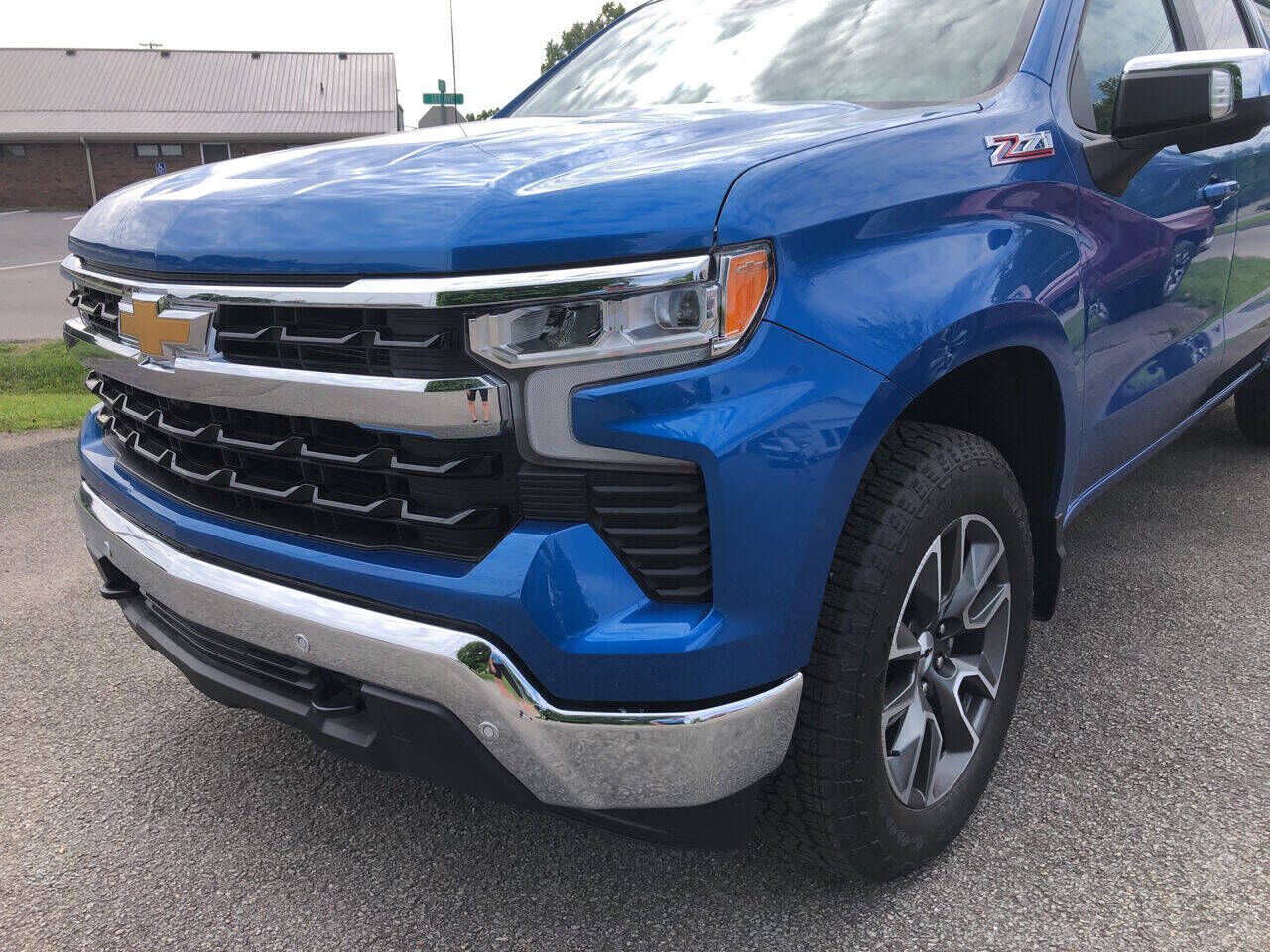 2024 CHEVROLET Silverado