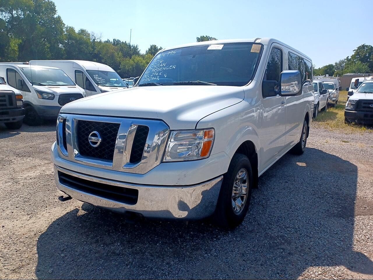 2016 NISSAN NV