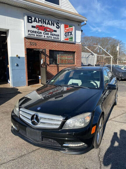 2011 MERCEDES-BENZ C-Class
