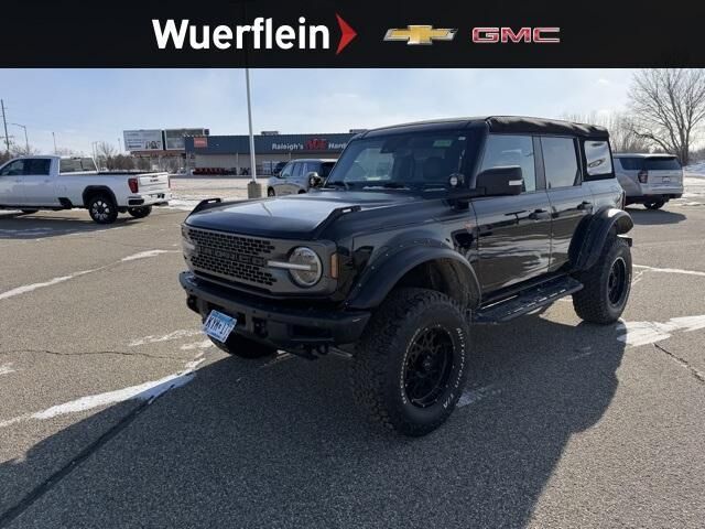 2021 FORD Bronco
