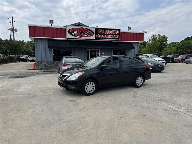 2017 NISSAN Versa