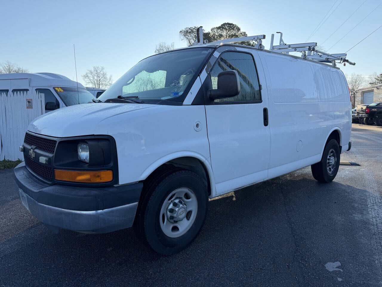 2011 CHEVROLET Express