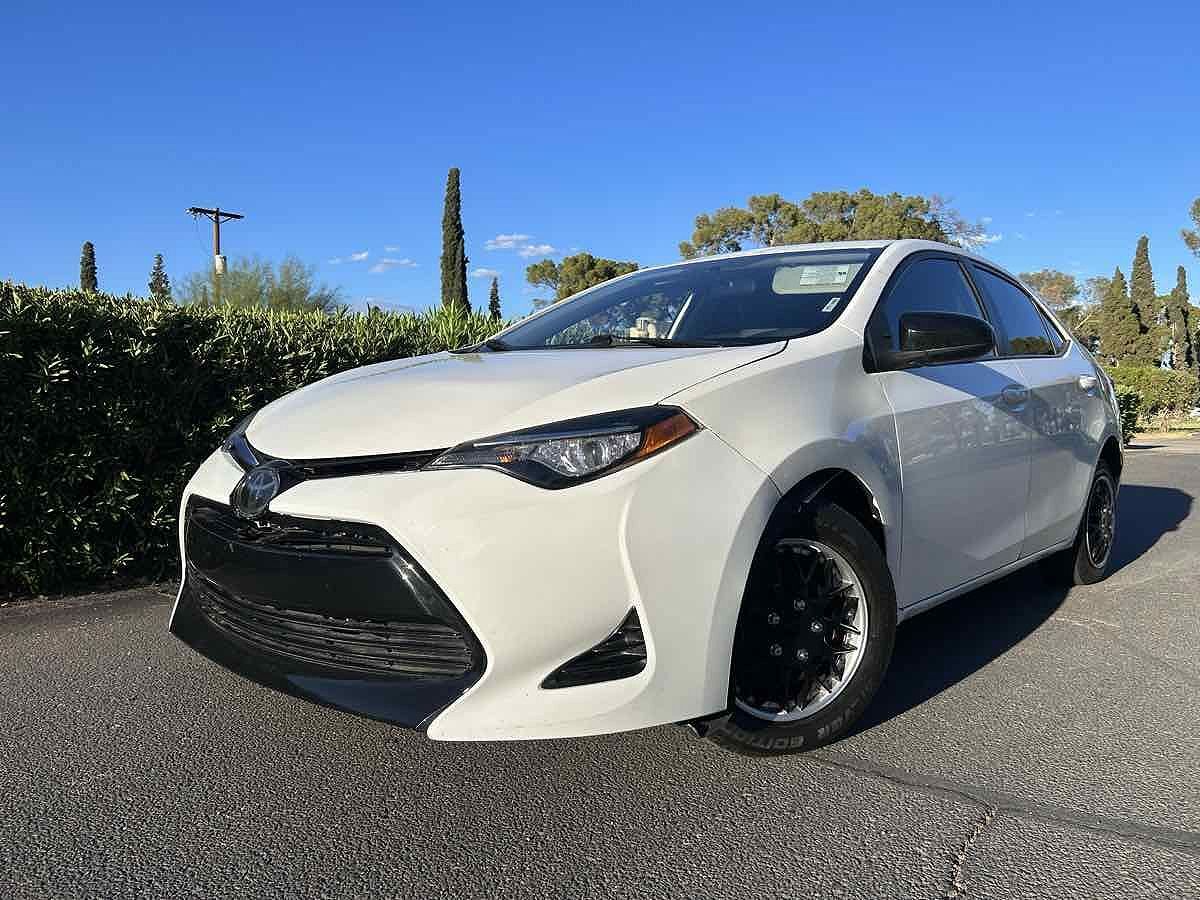 2017 TOYOTA Corolla