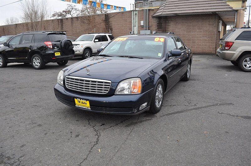 2004 CADILLAC Deville