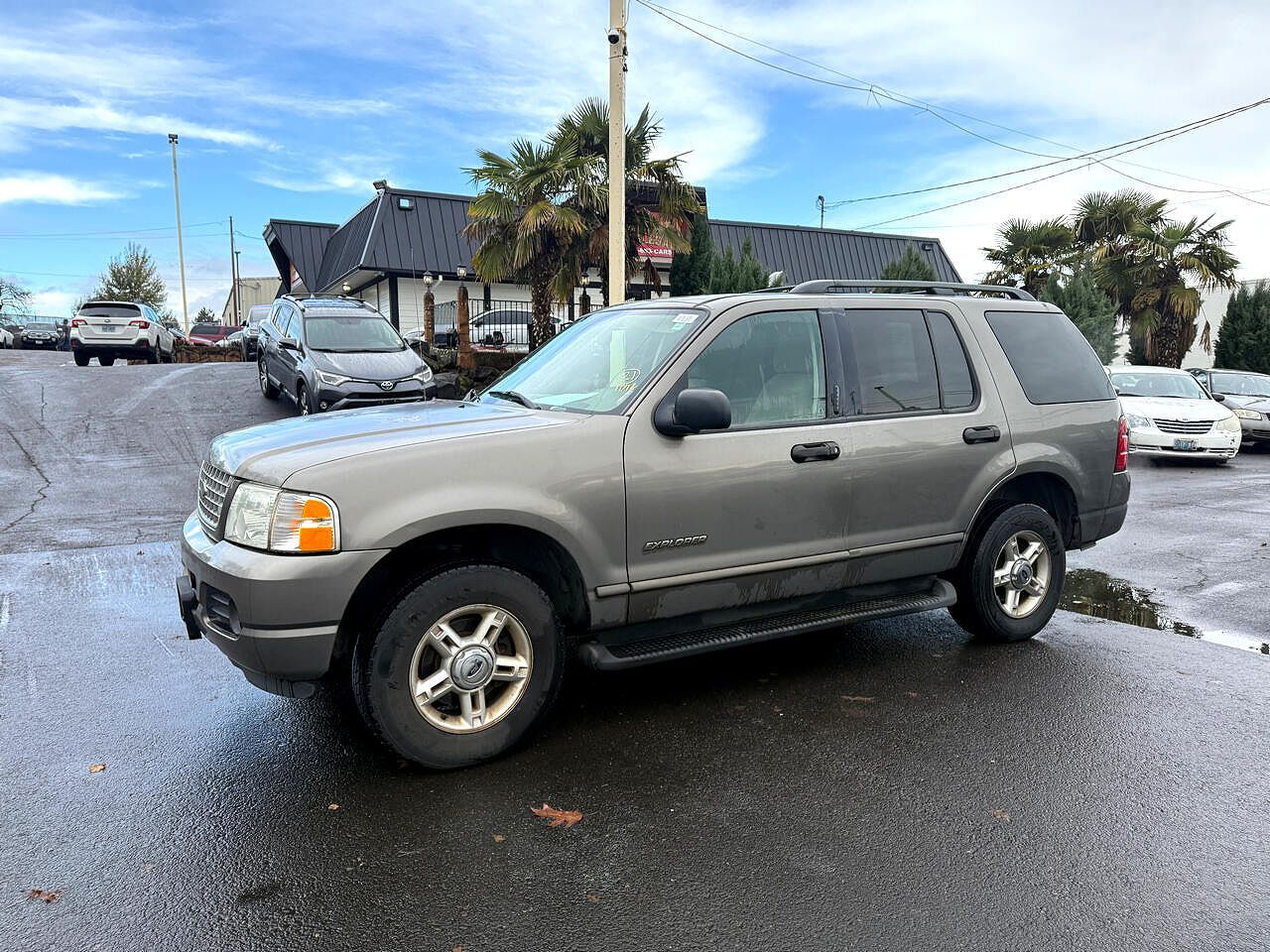 2004 FORD Explorer