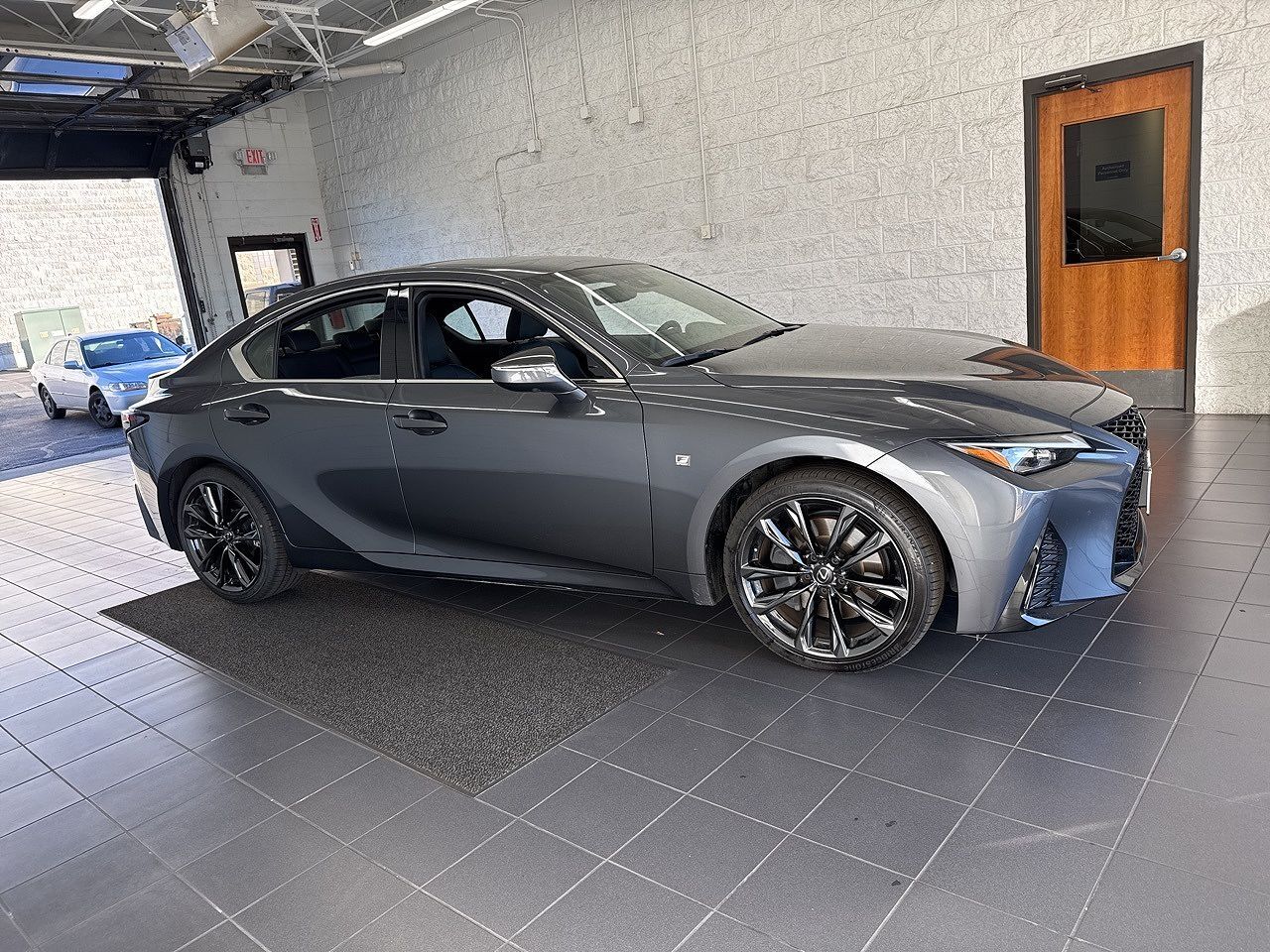 2023 LEXUS IS