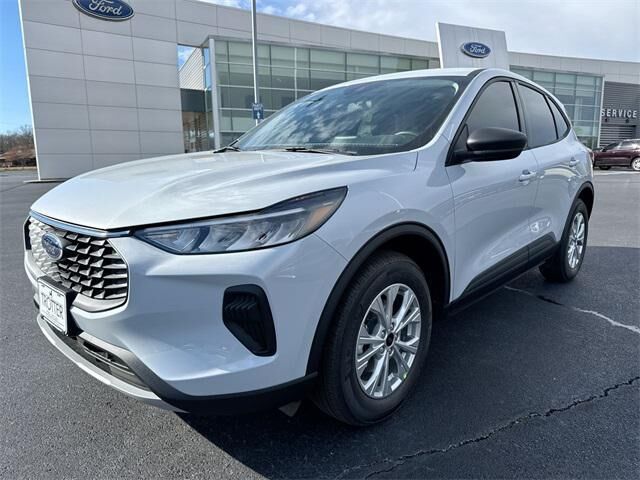 2026 FORD Escape