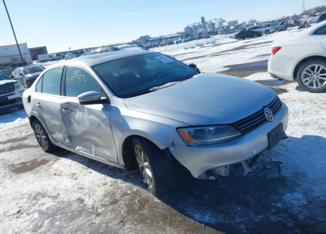 2013 VOLKSWAGEN Jetta