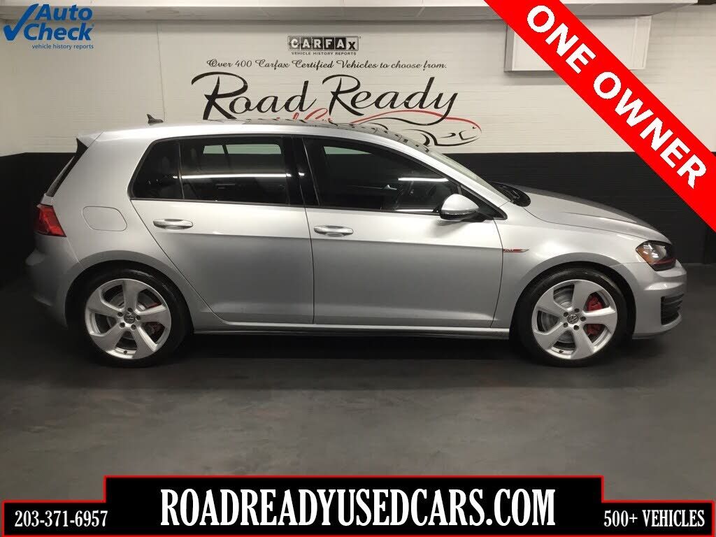 2017 VOLKSWAGEN Golf GTI