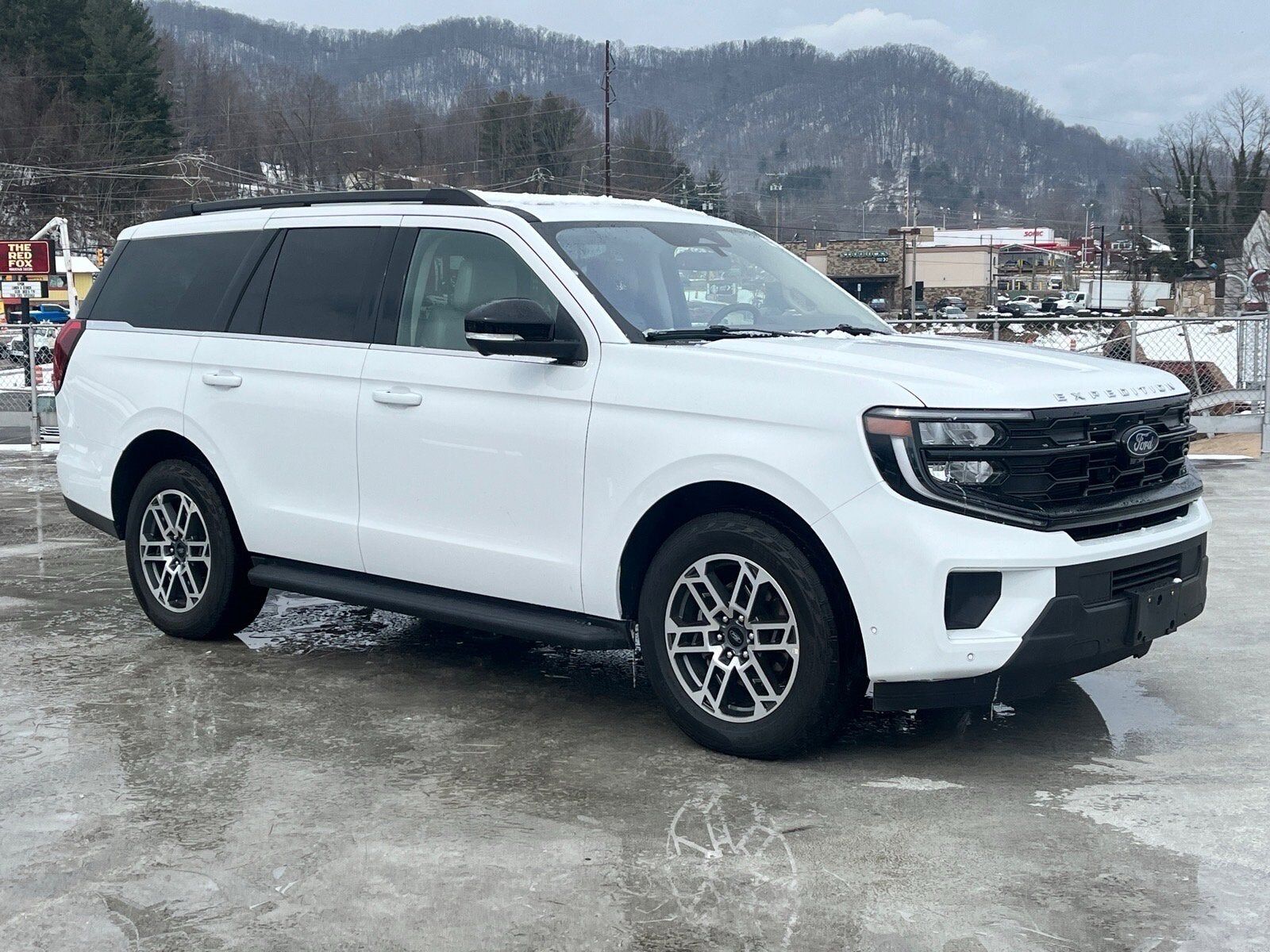 2025 FORD Expedition