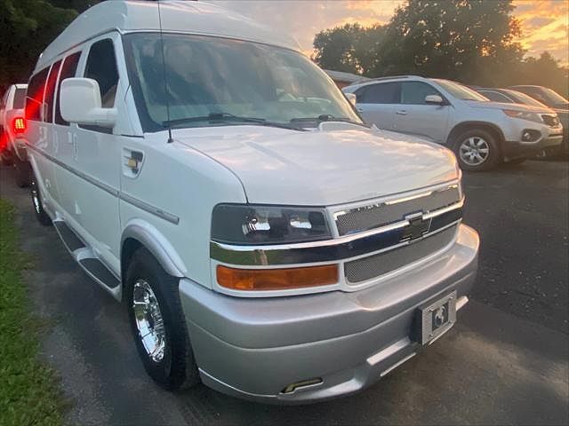 2017 CHEVROLET Express