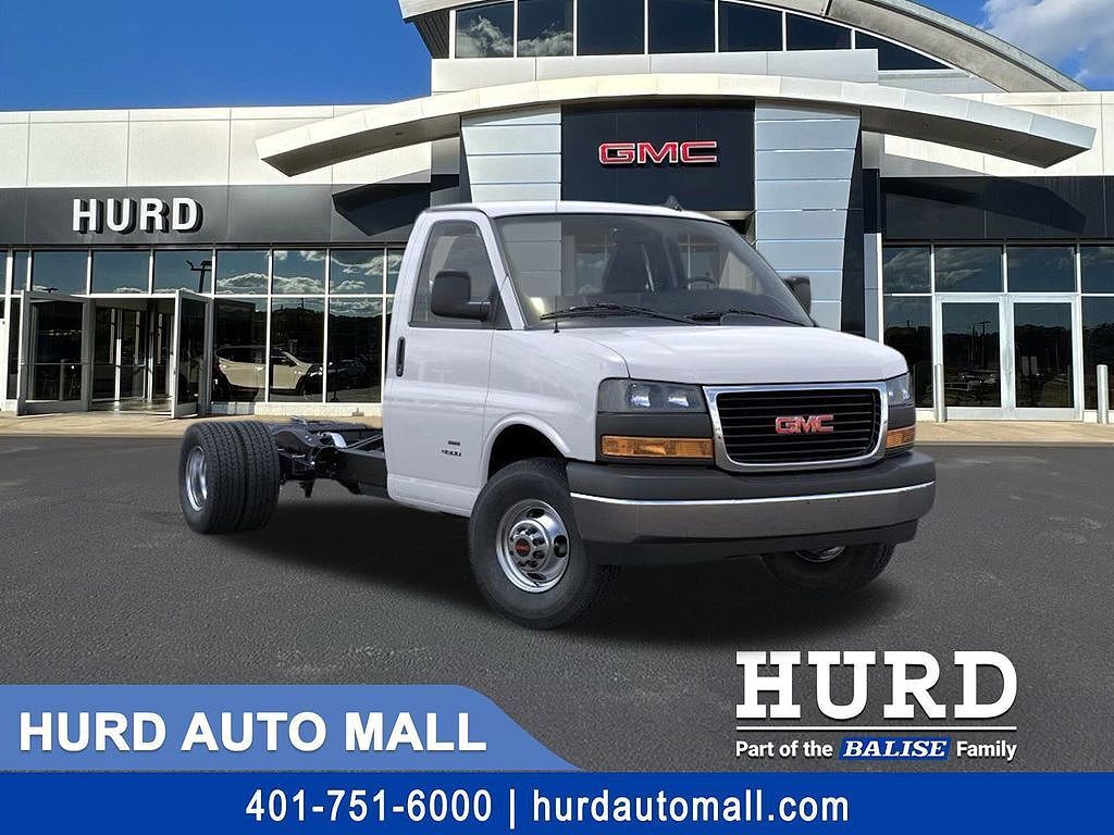 2025 GMC Savana