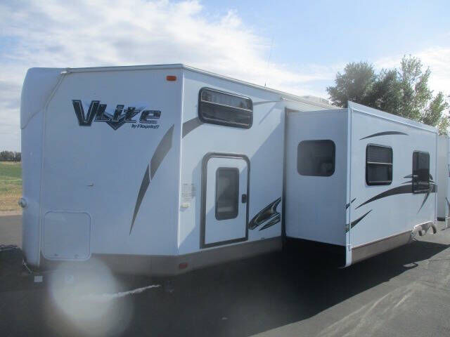 2016 FOREST RIVER Flagstaff Lite Weight Trailers