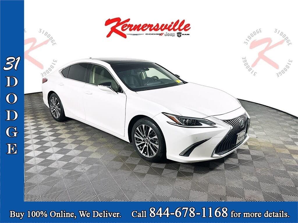 2019 LEXUS ES