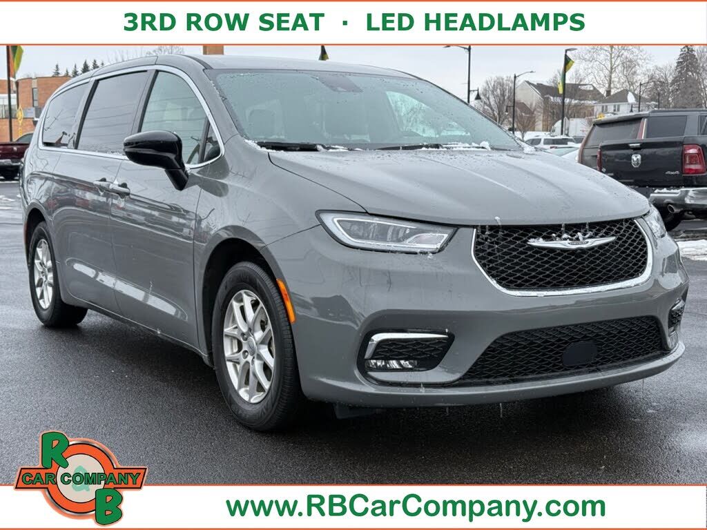 2025 CHRYSLER Pacifica