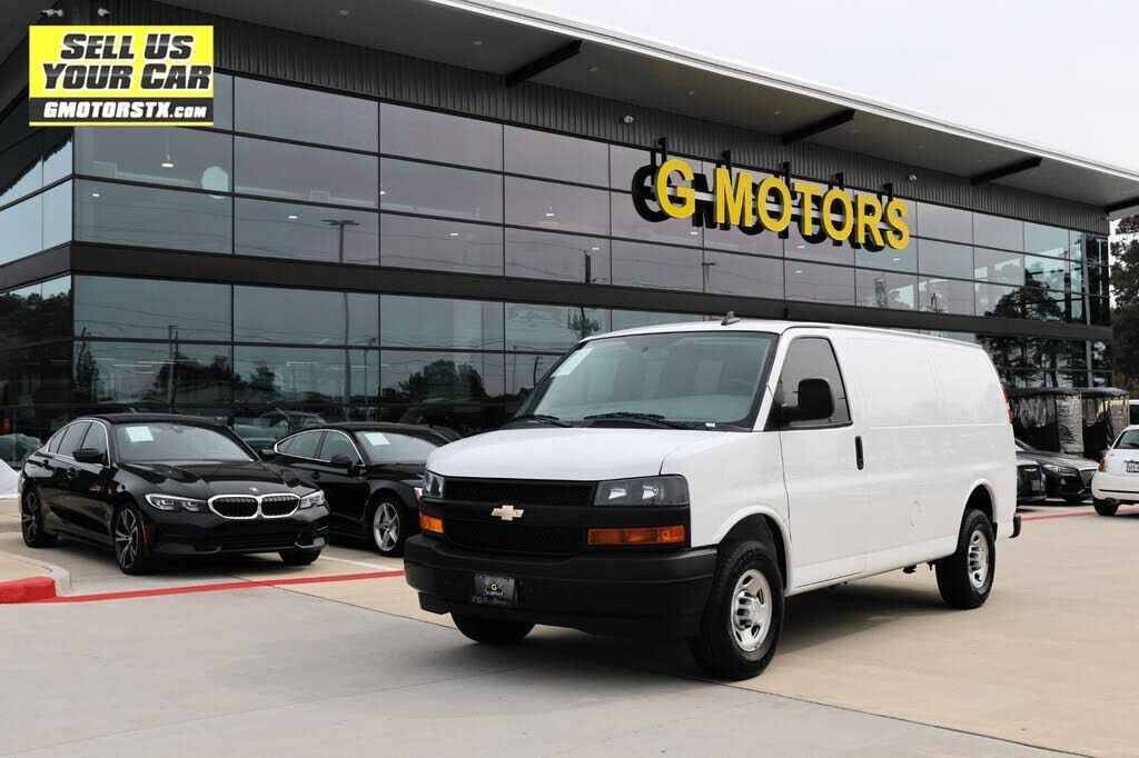 2022 CHEVROLET Express