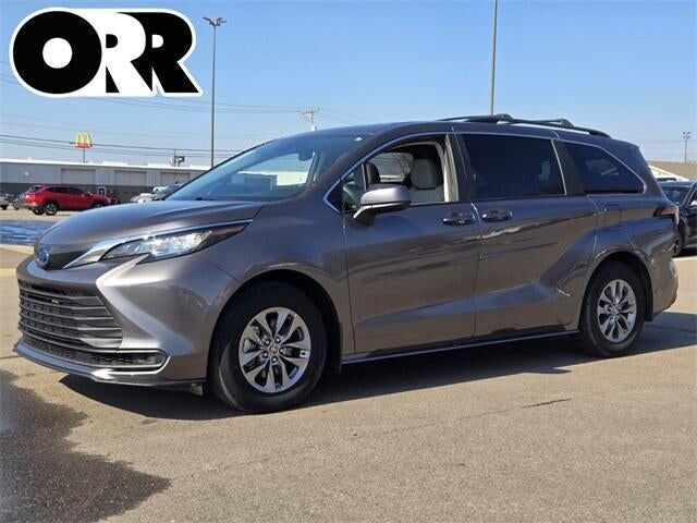 2023 TOYOTA Sienna
