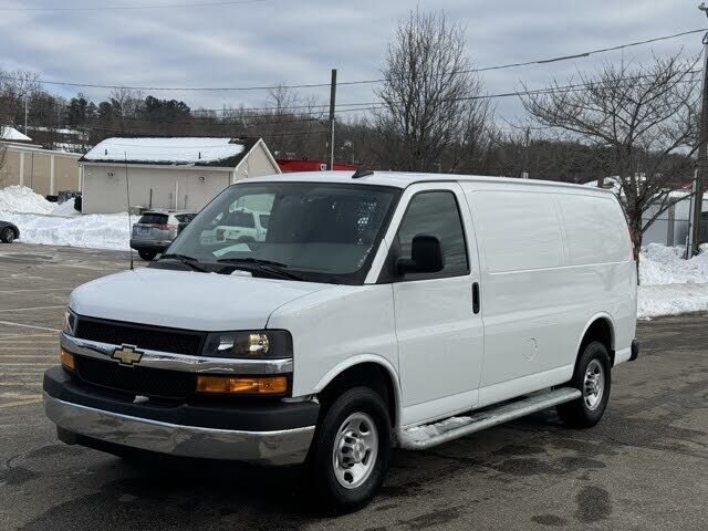 2024 CHEVROLET Express