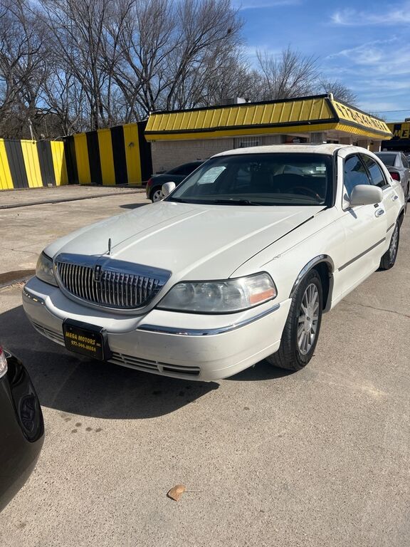 Lincoln Town Car
