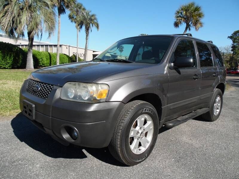 2005 FORD Escape