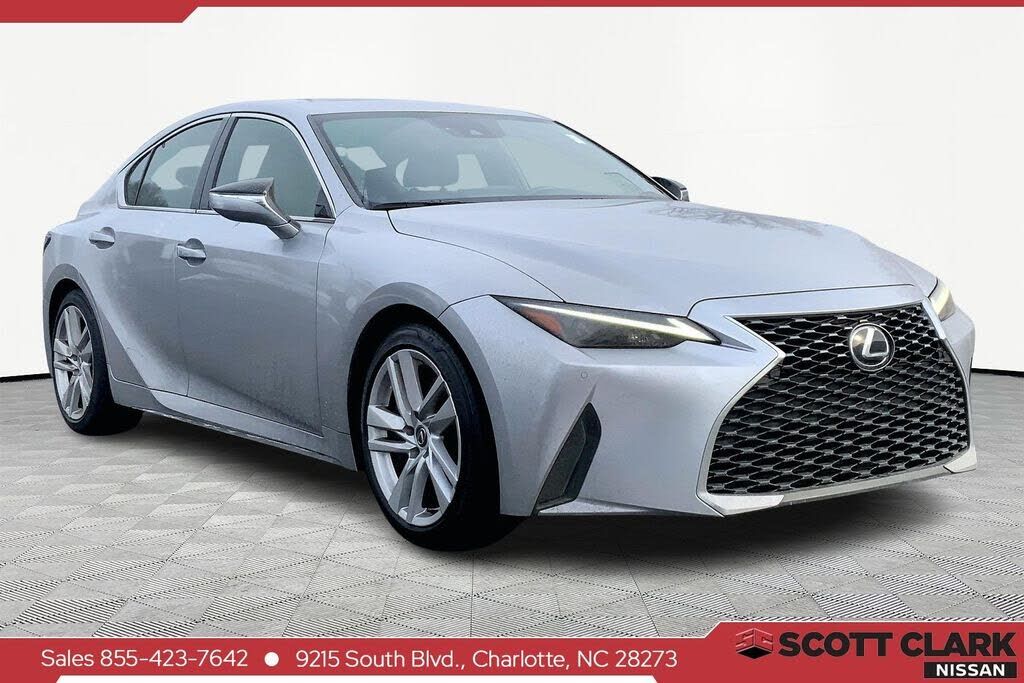 2023 LEXUS IS