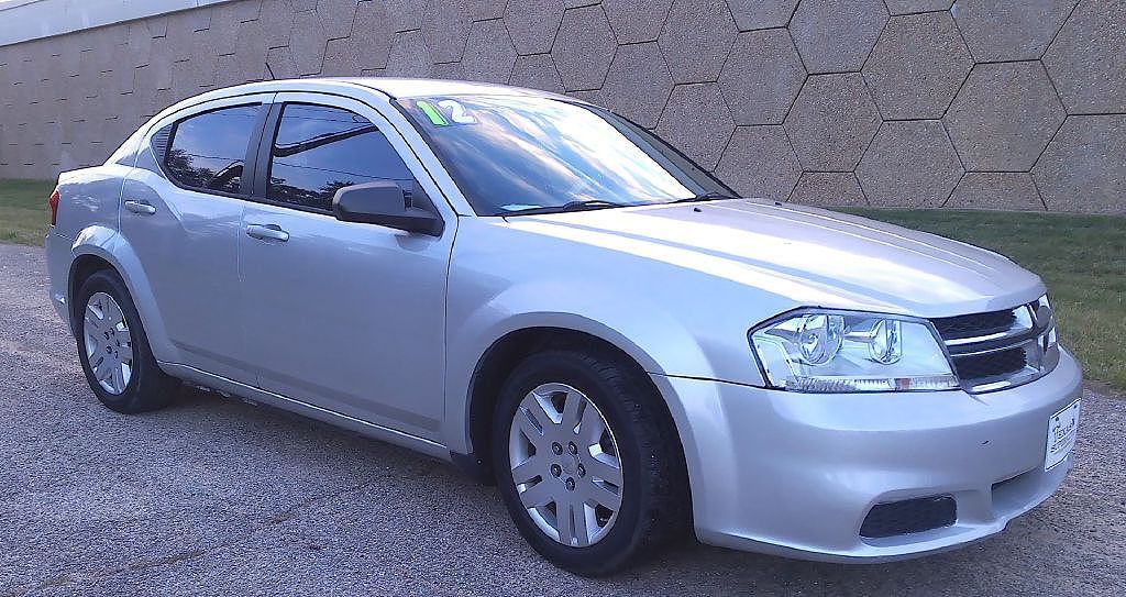 2012 DODGE Avenger