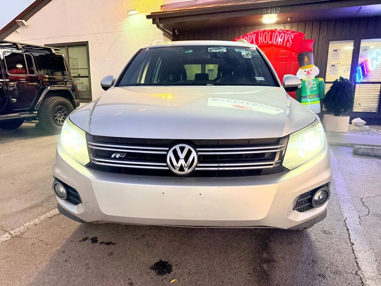 2015 VOLKSWAGEN Tiguan