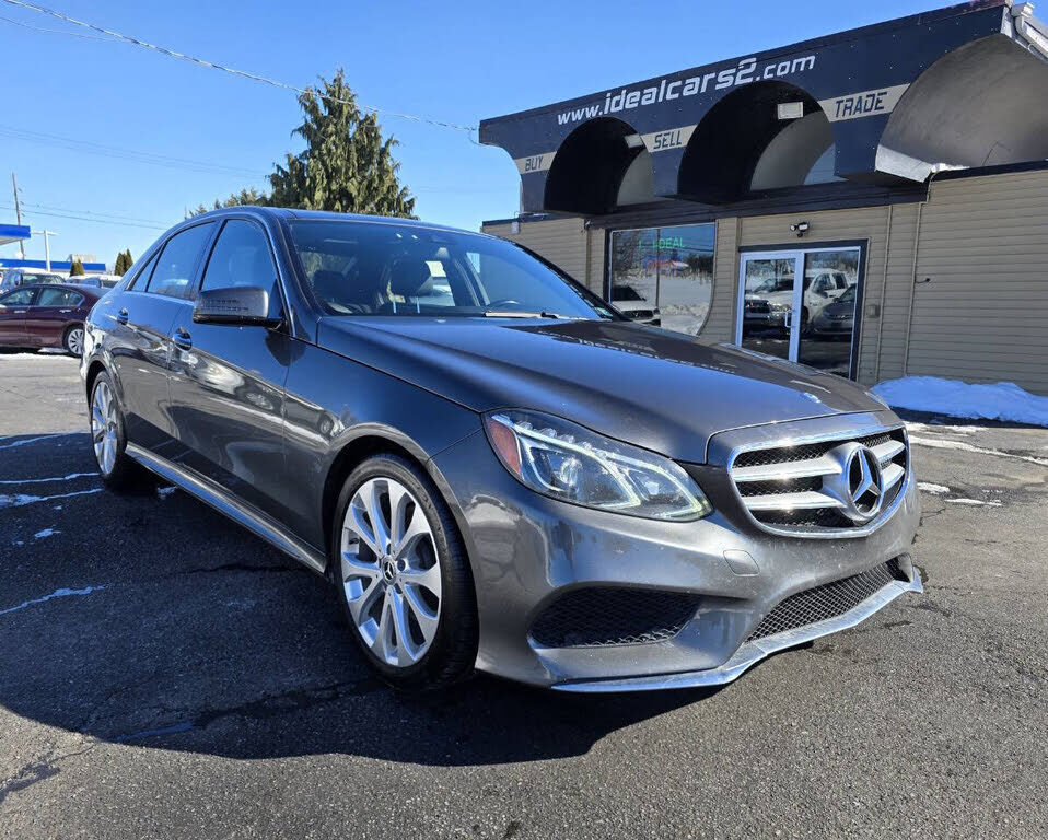 2016 MERCEDES-BENZ E-Class