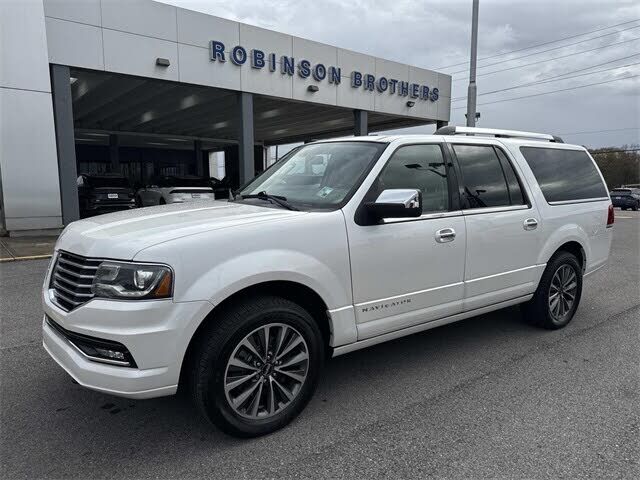 2017 LINCOLN Navigator L