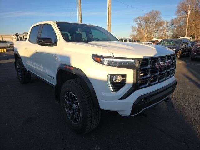2024 GMC Canyon