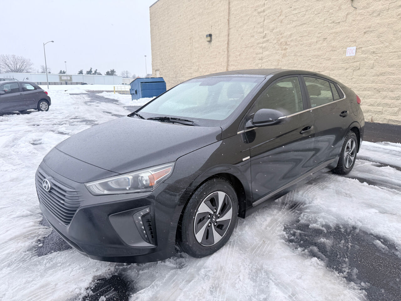 2017 HYUNDAI Ioniq