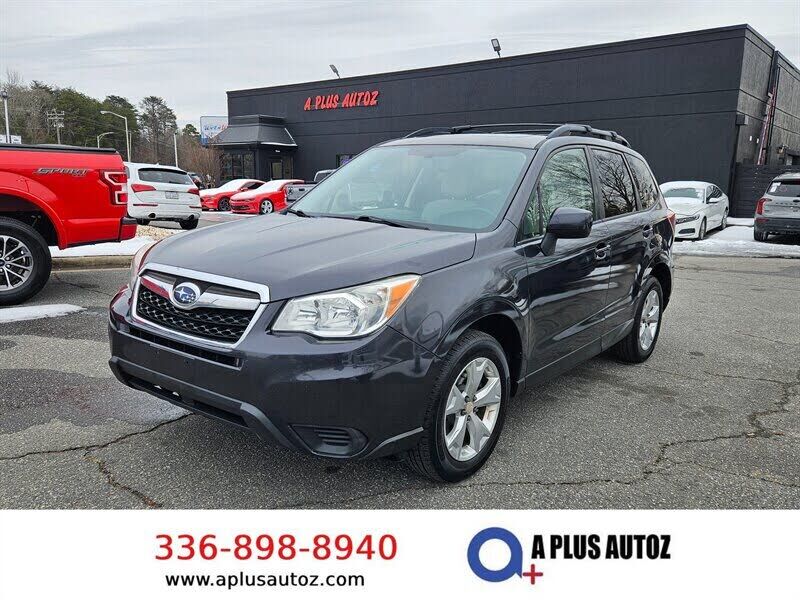 2015 SUBARU Forester