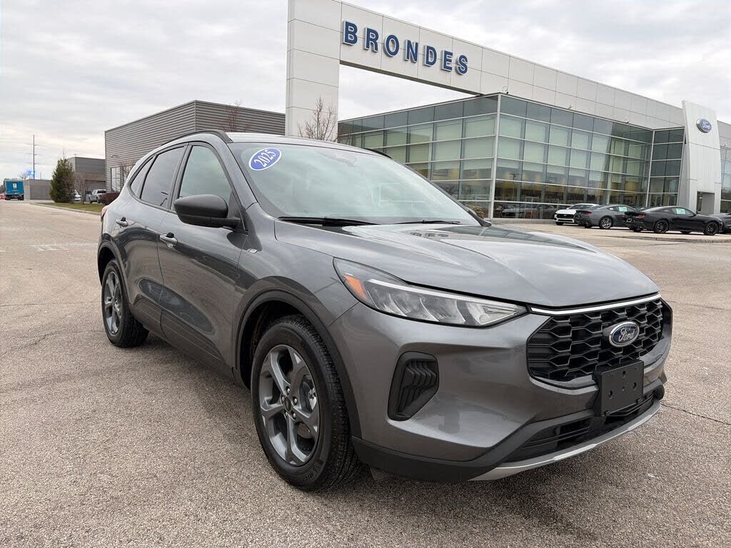 2025 FORD Escape