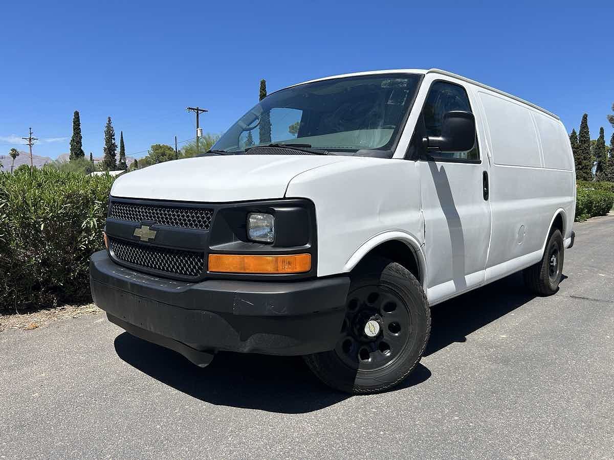 2013 CHEVROLET Express