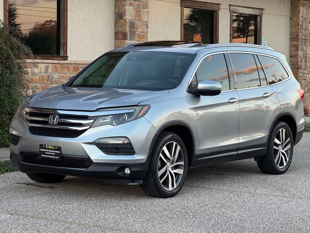 2017 HONDA Pilot
