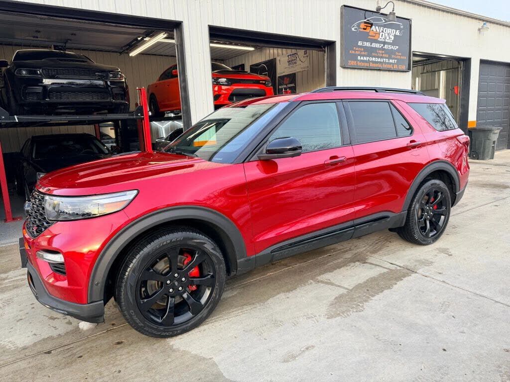 2020 FORD Explorer