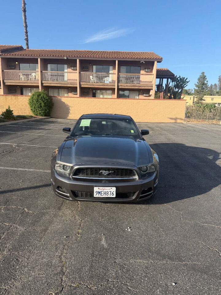 2013 FORD Mustang