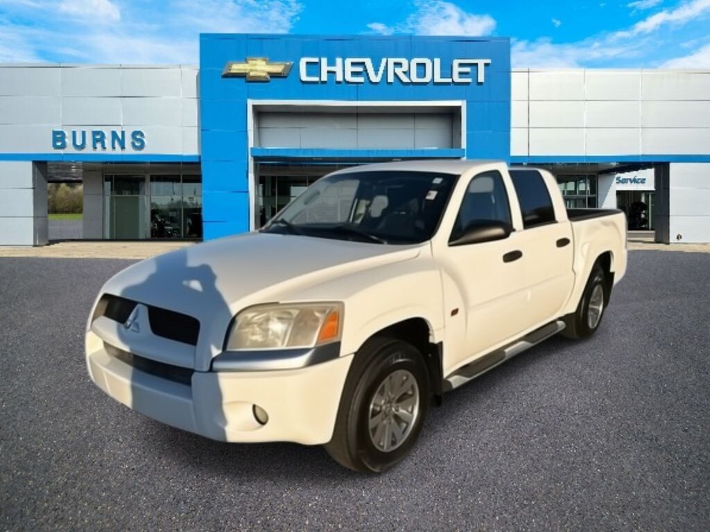 Mitsubishi Raider