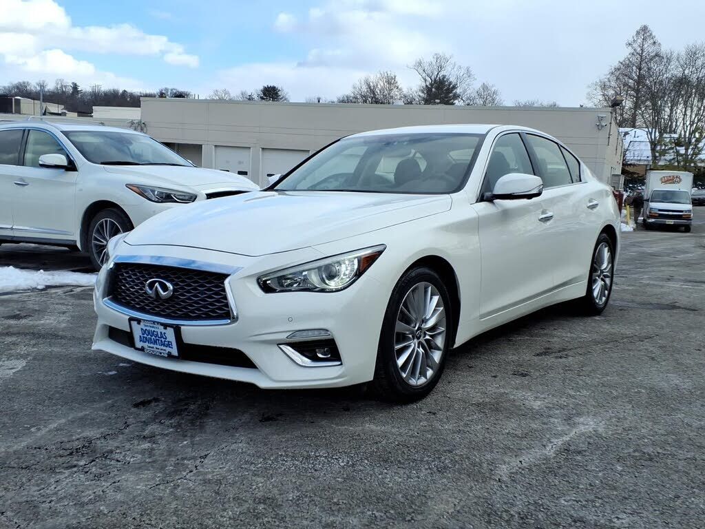 2023 INFINITI Q50