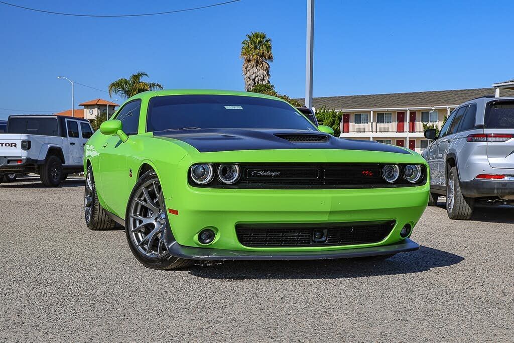 2023 DODGE Challenger