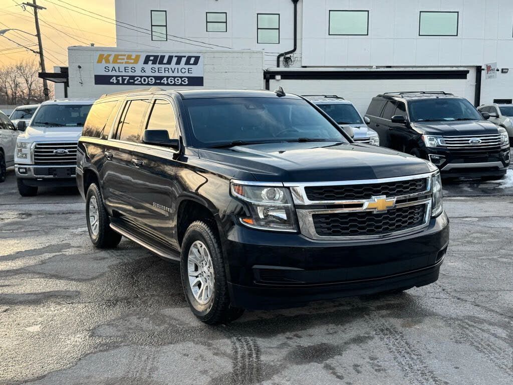 2019 CHEVROLET Suburban