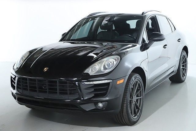 2017 PORSCHE Macan