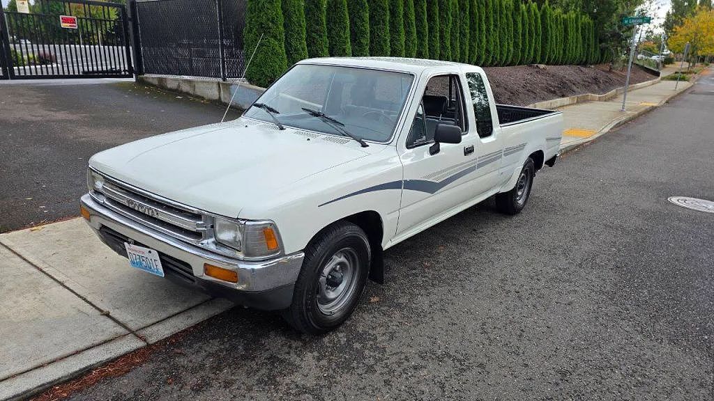 1990 TOYOTA Pick-Up