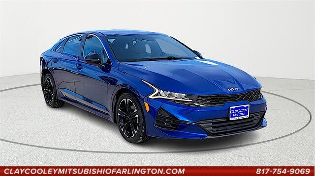 2022 KIA K5