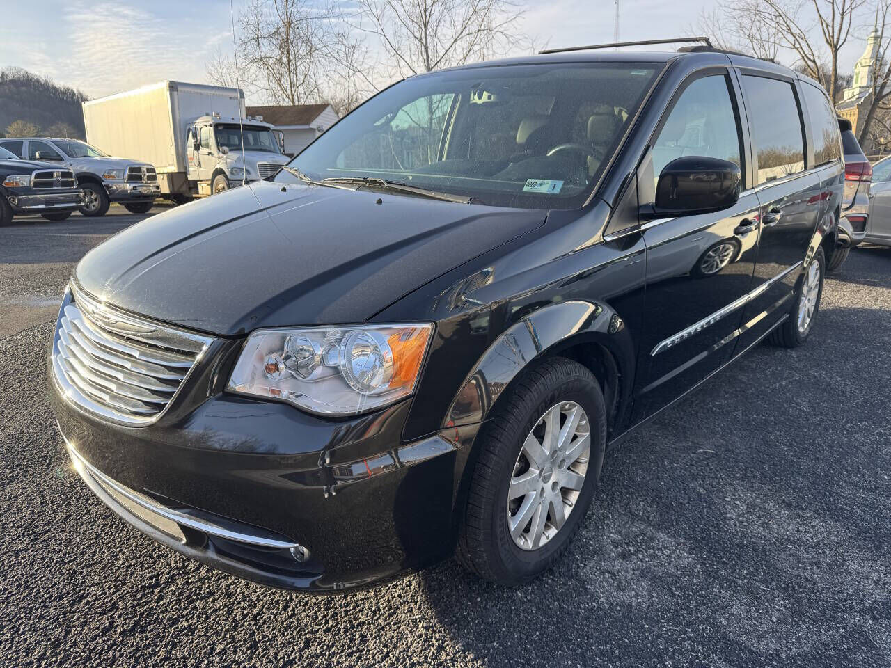 2016 CHRYSLER Town and Country