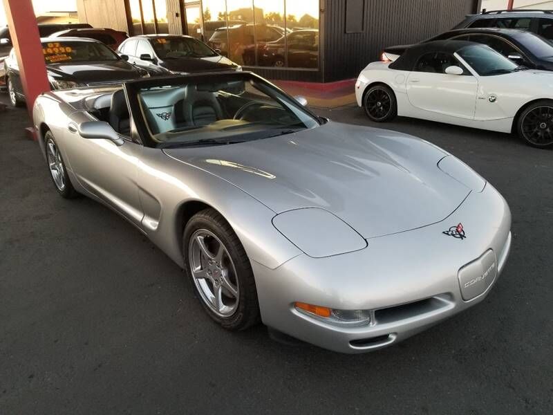 2004 CHEVROLET Corvette