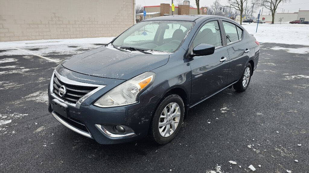2015 NISSAN Versa