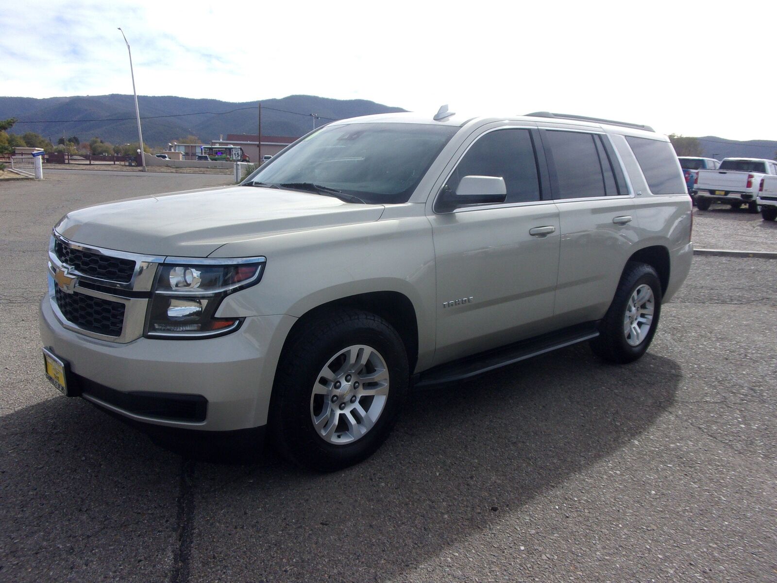 2016 CHEVROLET Tahoe