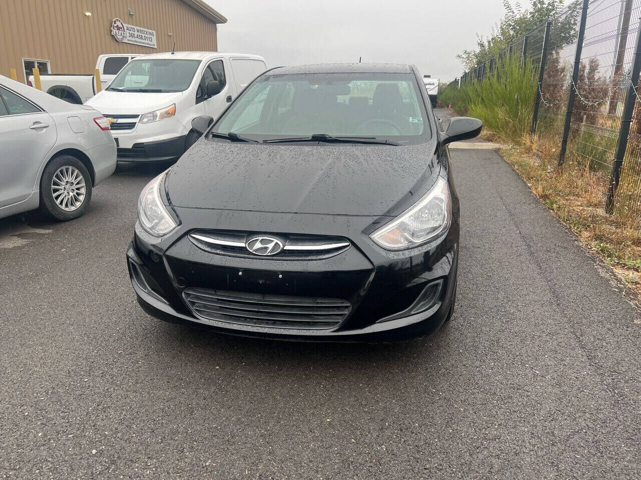 2017 HYUNDAI Accent